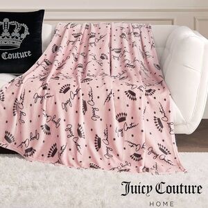 New Juicy Couture Plush Throw Blanket 50 X 70 Crown JC Logo Comfy Cozy Gift $60